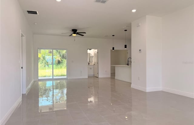1251 SCOTTISH Street SW Gallery 2