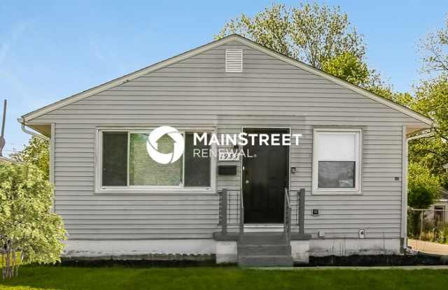 1935 South Champion Avenue photos photos