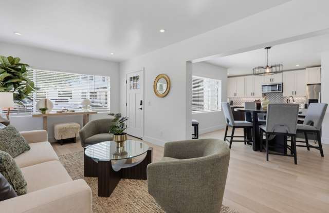 Spacious Furnished 2BR | Central San Diego | 30+ Day Stays Gallery 2