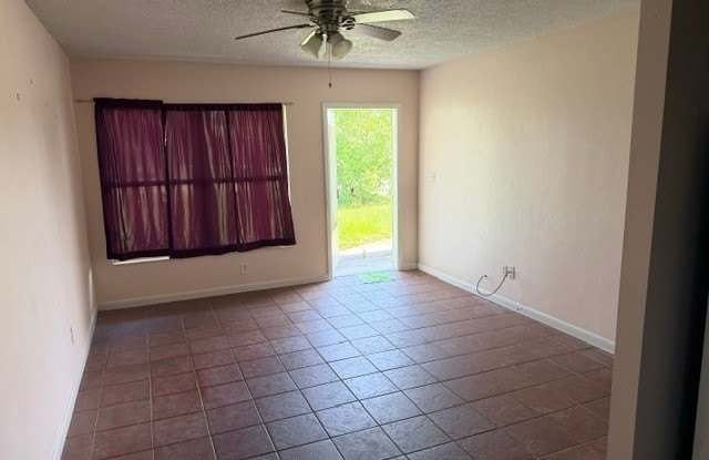 1114 Vineyard Place Gallery 4