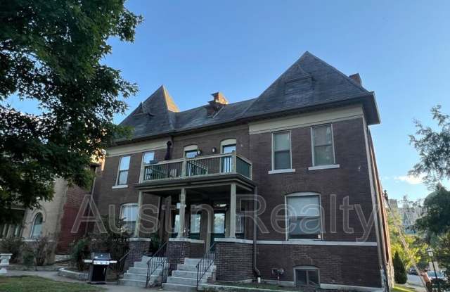 4398 McPherson Ave - 4398 McPherson Avenue, St. Louis, MO 63108