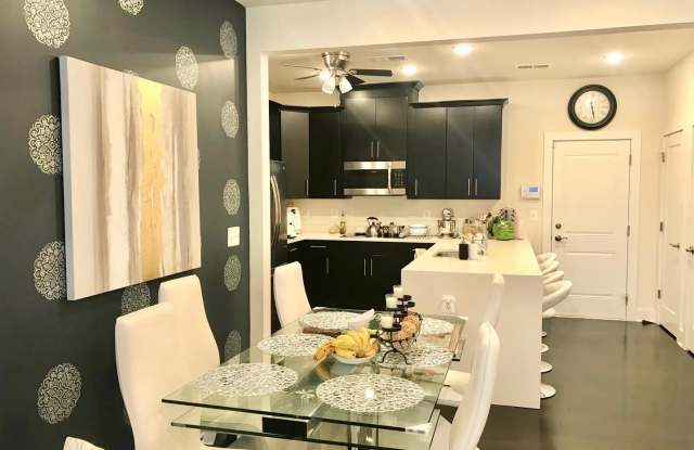 11 SILVERWAY DR #6 Gallery 3