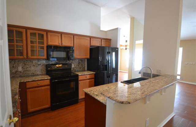10212 MERRIMAC MANOR DRIVE Gallery 4