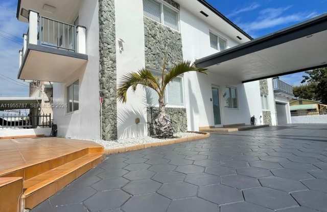 901 NW 22nd Pl photos photos