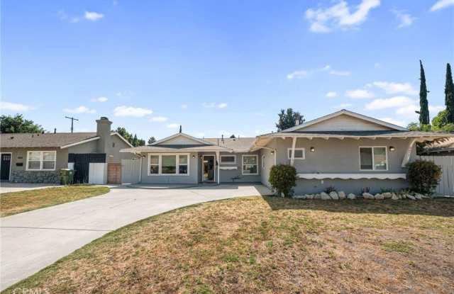 6615 Farralone Avenue photos photos