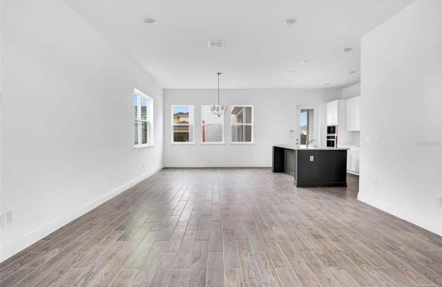 6492 BARNSTORM Way Gallery 2