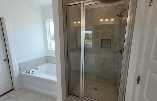 4br home in Zachary only 2yrs old! photos photos