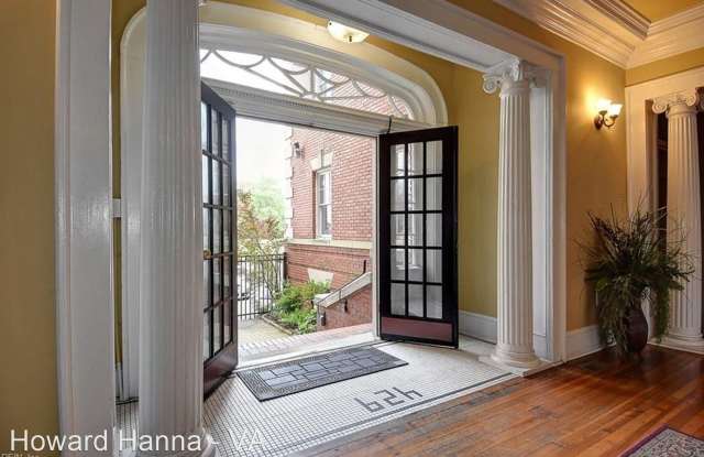 429 W. York Street #1B Gallery 2