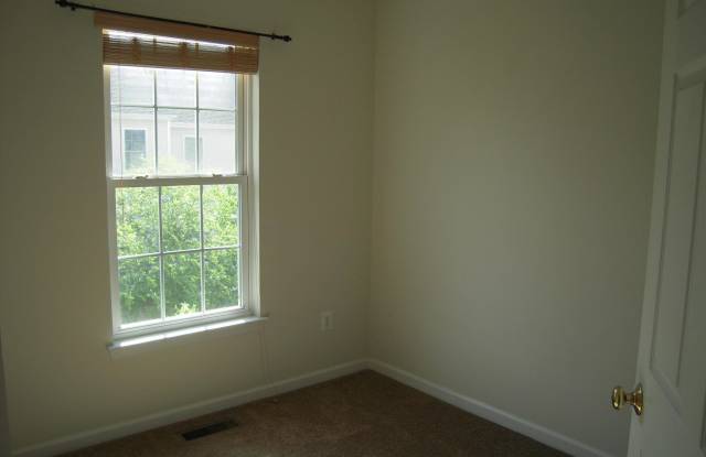 25140 SHULTZ TERRACE Gallery 4