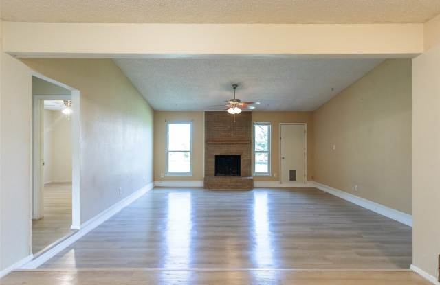 1733 Chucker Court Gallery 3