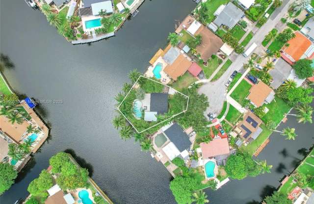 2702 Scott St photos photos