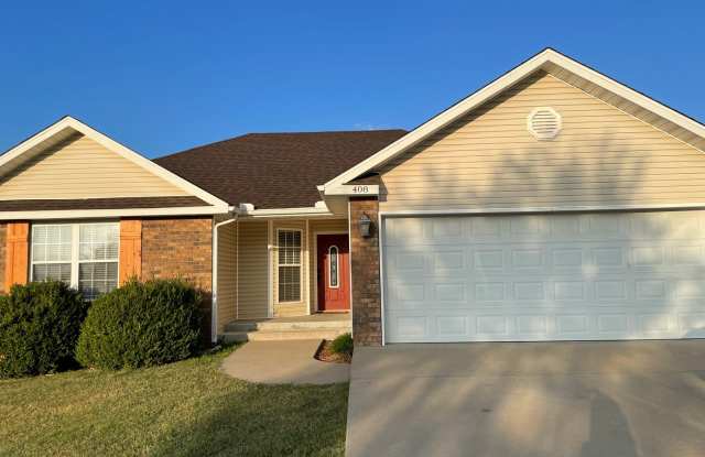 BEAUTIFUL 3 BEDROOM / 2 BATHROOM HOUSE IN CARL JUNCTION MO! FENCED IN YARD. photos photos