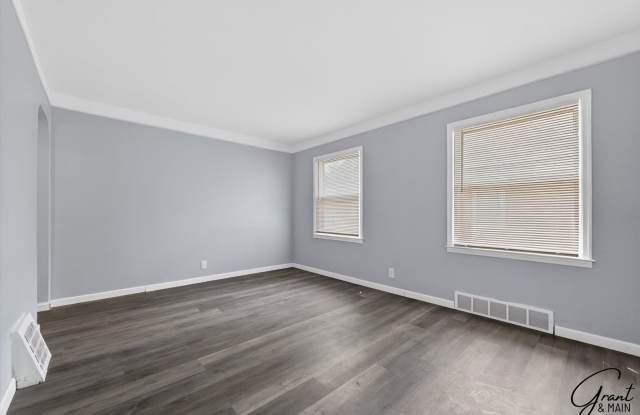 $1100 2 bedroom ranch Gallery 4
