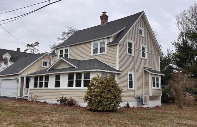 11 Uncas Road Gallery 2