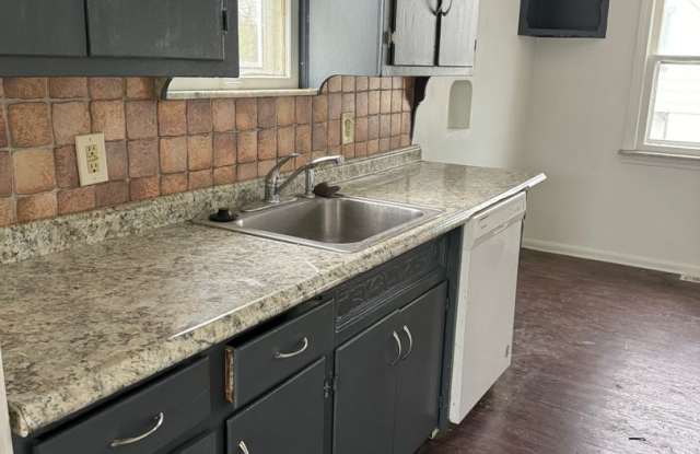 538 Darlington Dr. - 538 Darlington Drive, Bedford, OH 44146