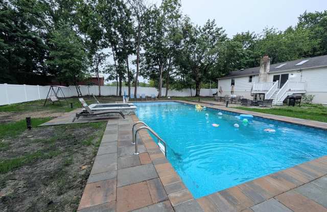 1311 Logan Road photos photos