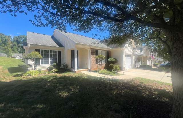 3 Bedroom 2 Bath Ranch in Northeast Greensboro Gallery 2