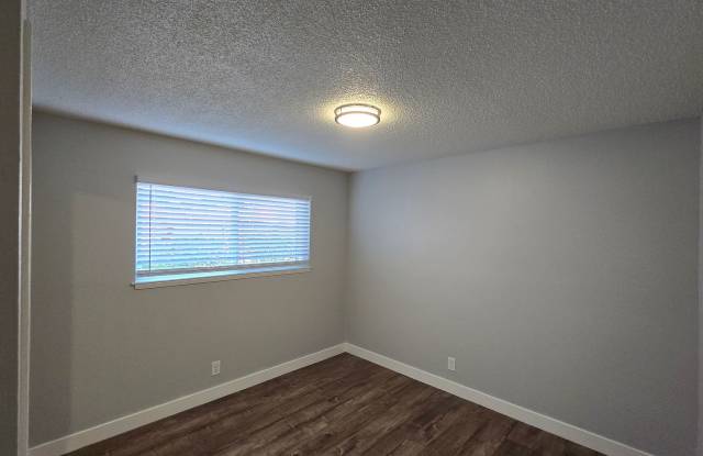 PARKWEST APARTMENTS Gallery 4
