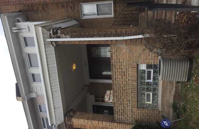 5857 Woodcrest Avenue Gallery 1