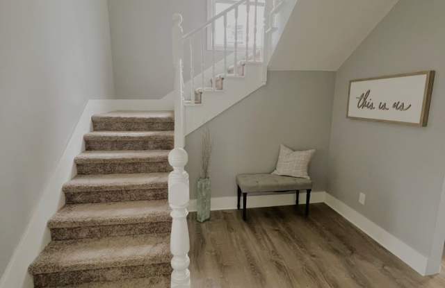Your Next Home Awaits – Renovated 3-Bedroom Single Family Home Gallery 1