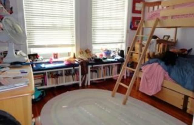 7 Auburn Ct. - 7 Auburn Court, Brookline, MA 02446