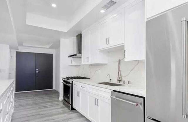 1601 N Fuller Ave - 1601 North Fuller Avenue, Los Angeles, CA 90046