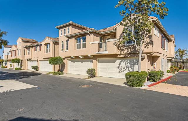 MOVE IN SPECIAL!!!! 5020 Codorniz Way, Unit 17, Oceanside - 5020 Codorniz Way, Oceanside, CA 92057