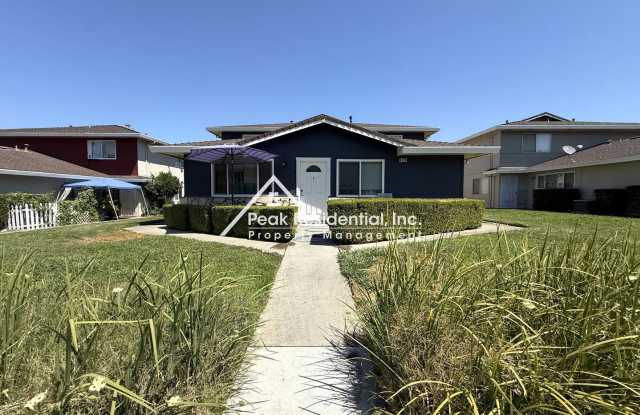 Updated 2bd/1ba Foothill Farms Condo with Garage photos photos