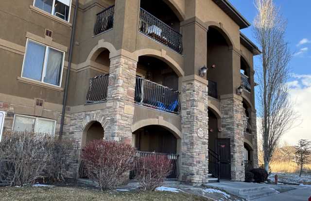 378 South 2150 West#302 - 378 South 2150 West, Pleasant Grove, UT 84062