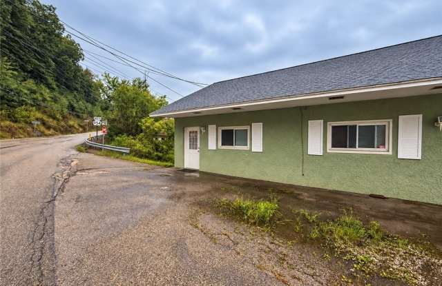 5890 Route 954 Gallery 2