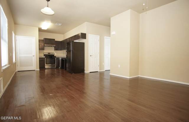 8685 N Loop Drive Gallery 3