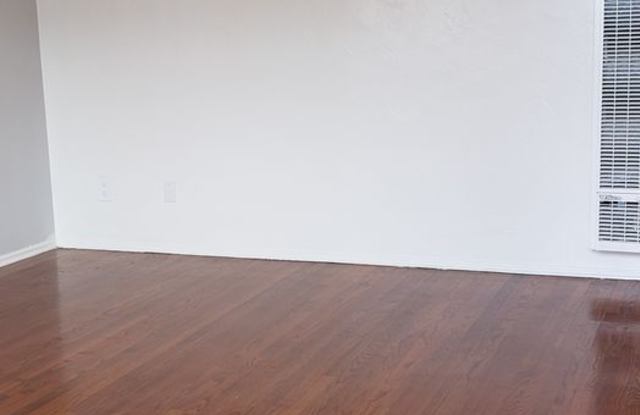 4355 Texas Street Gallery 2