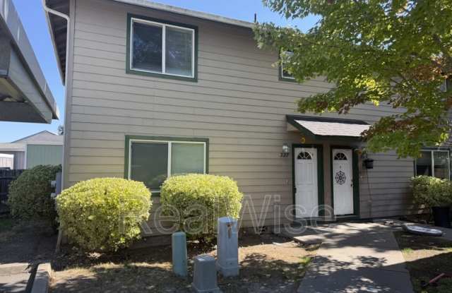 327 Pardee Ln Gallery 1