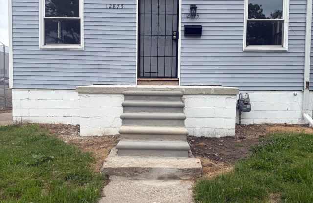 2 possibly 3 bedroom bungalow with basement, newly remodeled photos photos