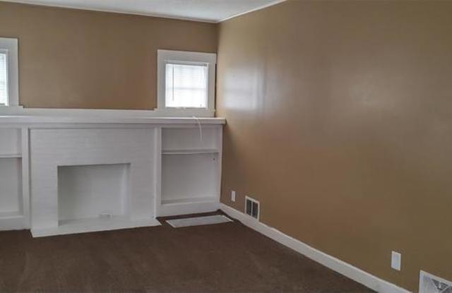 2741 Askew Avenue Gallery 2