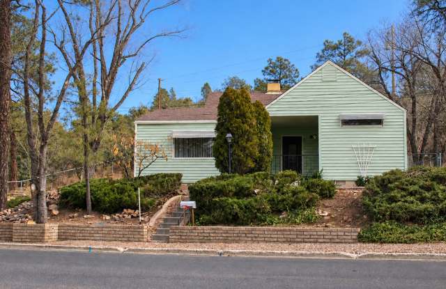 Prescott 3BR Home with Loft, Fenced Area & Detached Garage Gallery 1