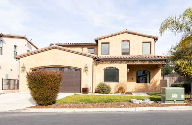 4bed 3 Bath Beautifully Updated Home in Gated Community Gallery 1