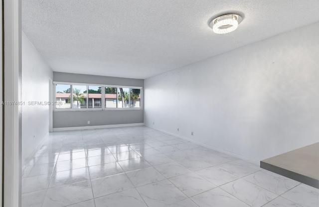 140 Lakeview Dr photos photos