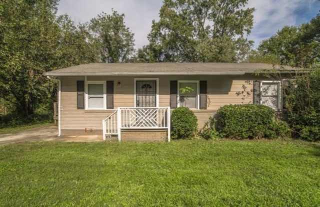 3 Bed and 2 Bath in Atlanta! Gallery 1