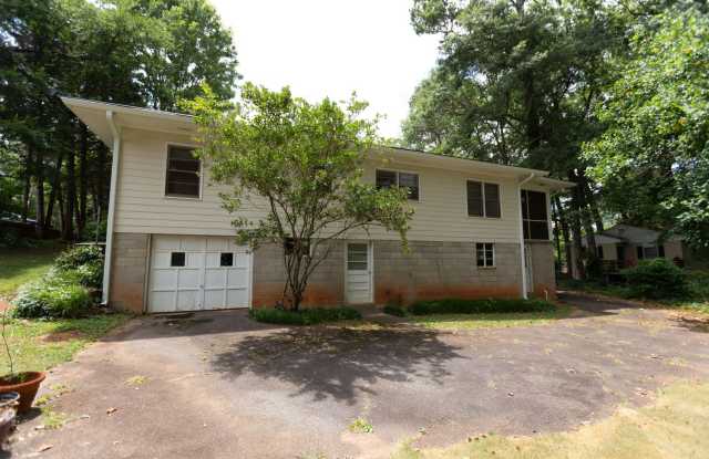 3 bedroom 1 bath in Boulevard/ Normaltown! Gallery 4