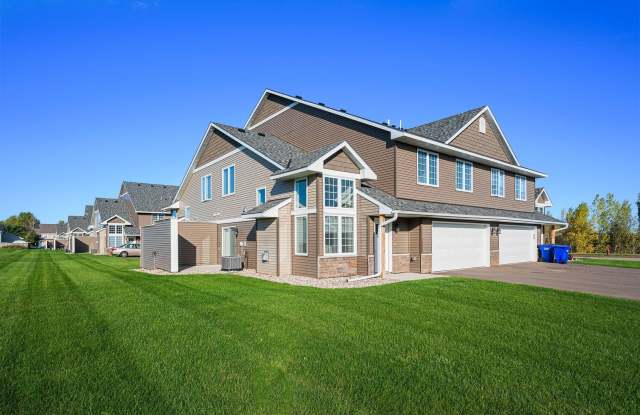 3 Bedroom 1.5 Bath Townhome - 521 Meadow Lane, Somerset, WI 54025