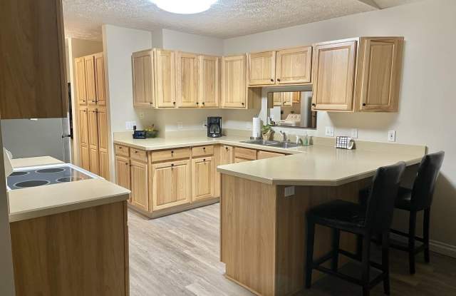2964 Emerald Bluffs Drive Gallery 1