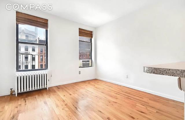 422 Amsterdam Avenue photos photos