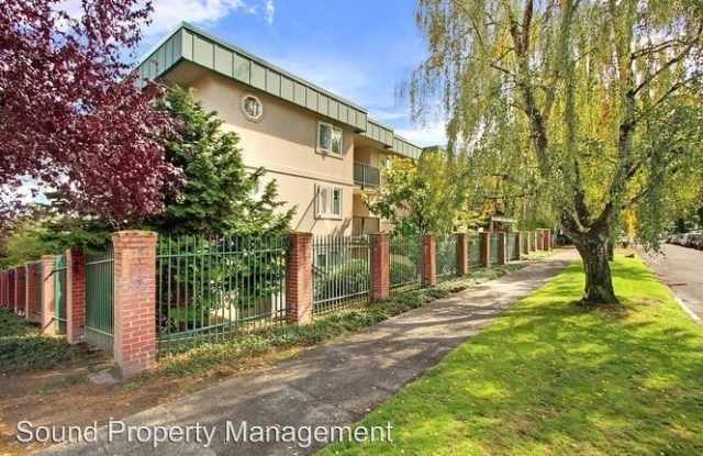 1818 18th Ave 203 - 1818 18th Avenue, Seattle, WA 98122