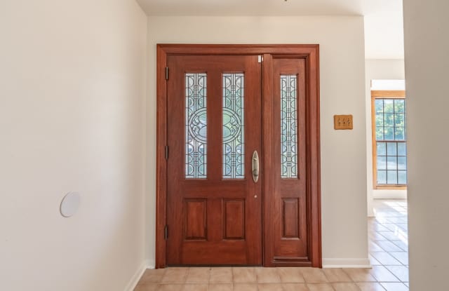 7722 Pinebrook Drive Gallery 4