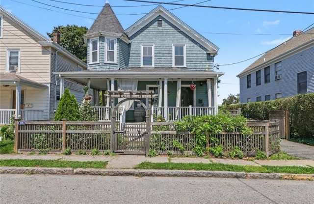 24 Russell Avenue Gallery 1