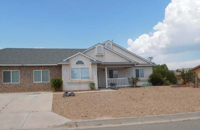 7401 Branco Dr NE - Ask about our NO SECURITY DEPOSIT option! photos photos