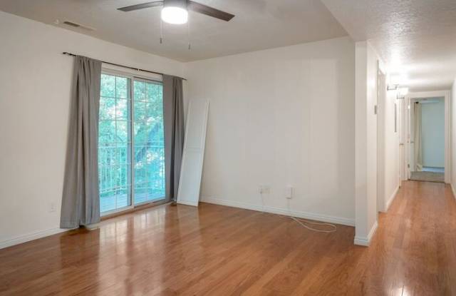 1273 North 550 West Gallery 4