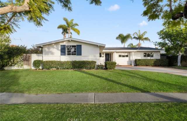 1620 Warwick Lane - 1620 Warwick Lane, Newport Beach, CA 92660