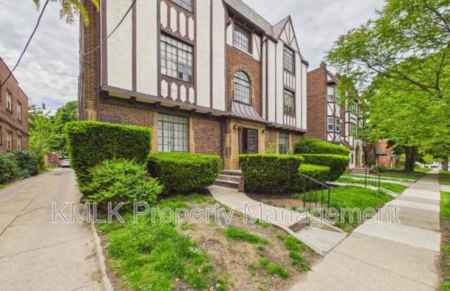 1352 Kenilworth Ave photos photos